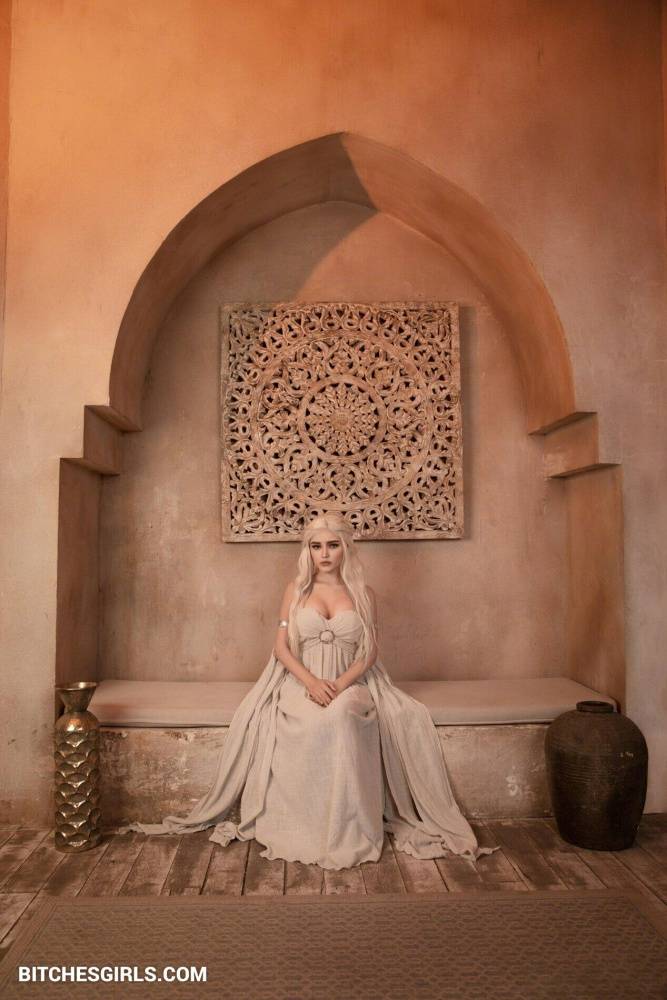 Kalinka.Fox Daenerys NSFW Cosplay - Kalinkafox Onlyfans Leaked Photos - #15