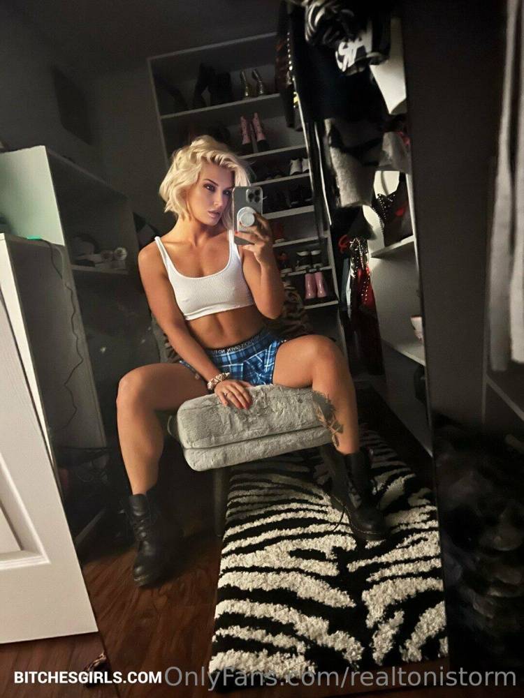 Toni Storm Nude Celeb - realtonistorm Onlyfans Leaked Nudes - #7