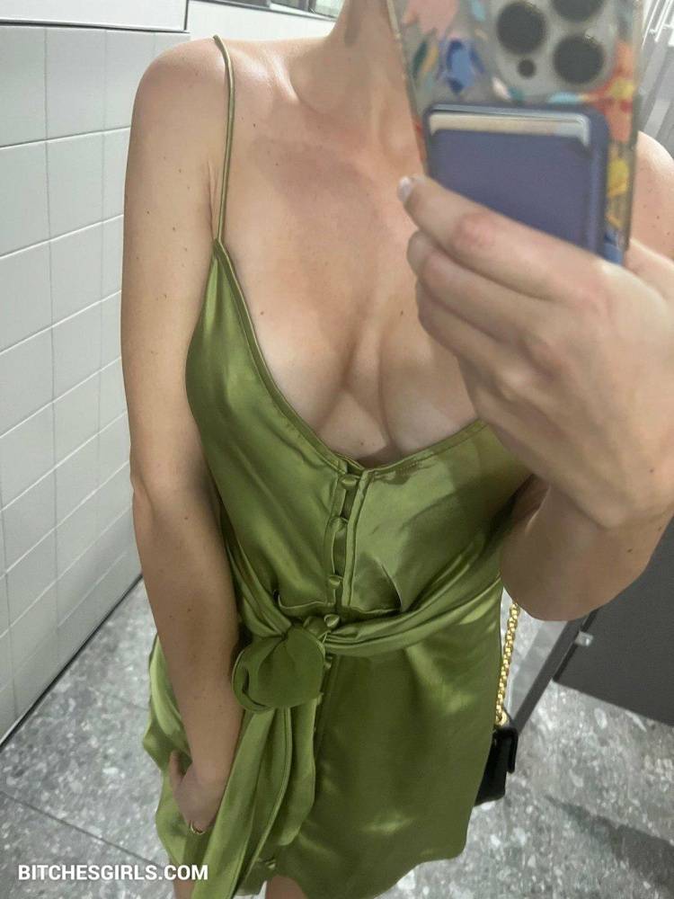 Amanda Cerny Nude Celebrity's Pussy Photos - amandacerny Onlyfans Leaked - #4