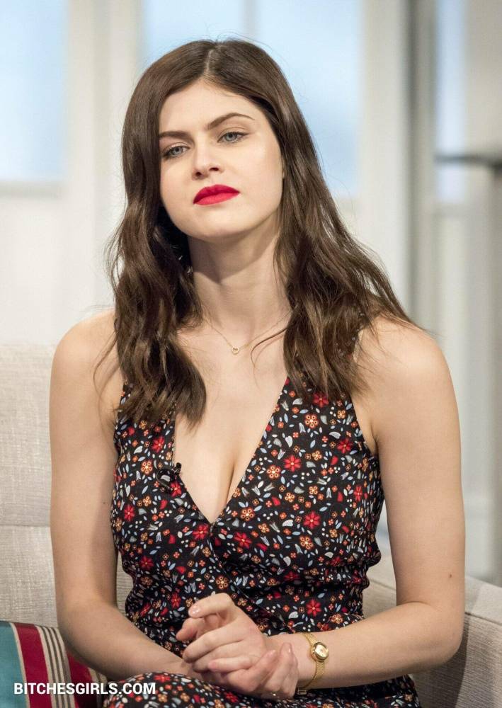 Alexandra Daddario Nudes - Nipple & Pussy Slips - #13