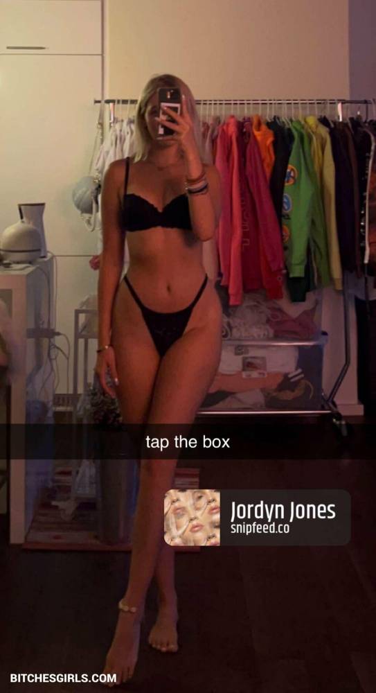 Jordyn Jones Celeb Leaked Tits - Latest Ass Photos - #2