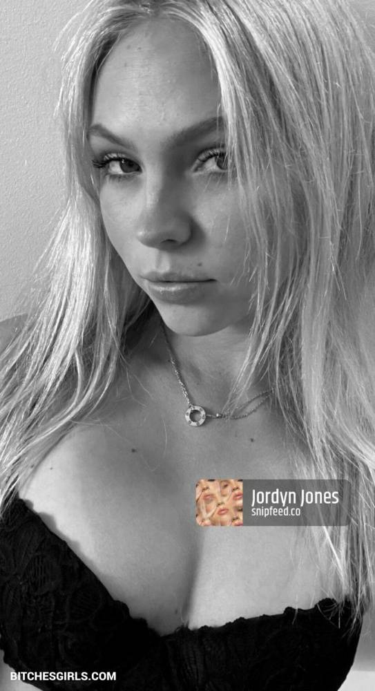 Jordyn Jones Celeb Leaked Tits - Latest Ass Photos - #3