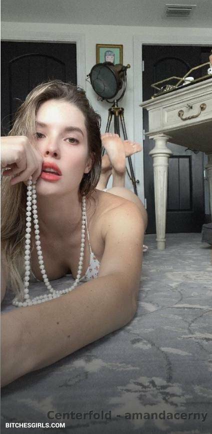Amanda Cerny Nude Celebrity's Pussy Photos - amandacerny Onlyfans Leaked - #17