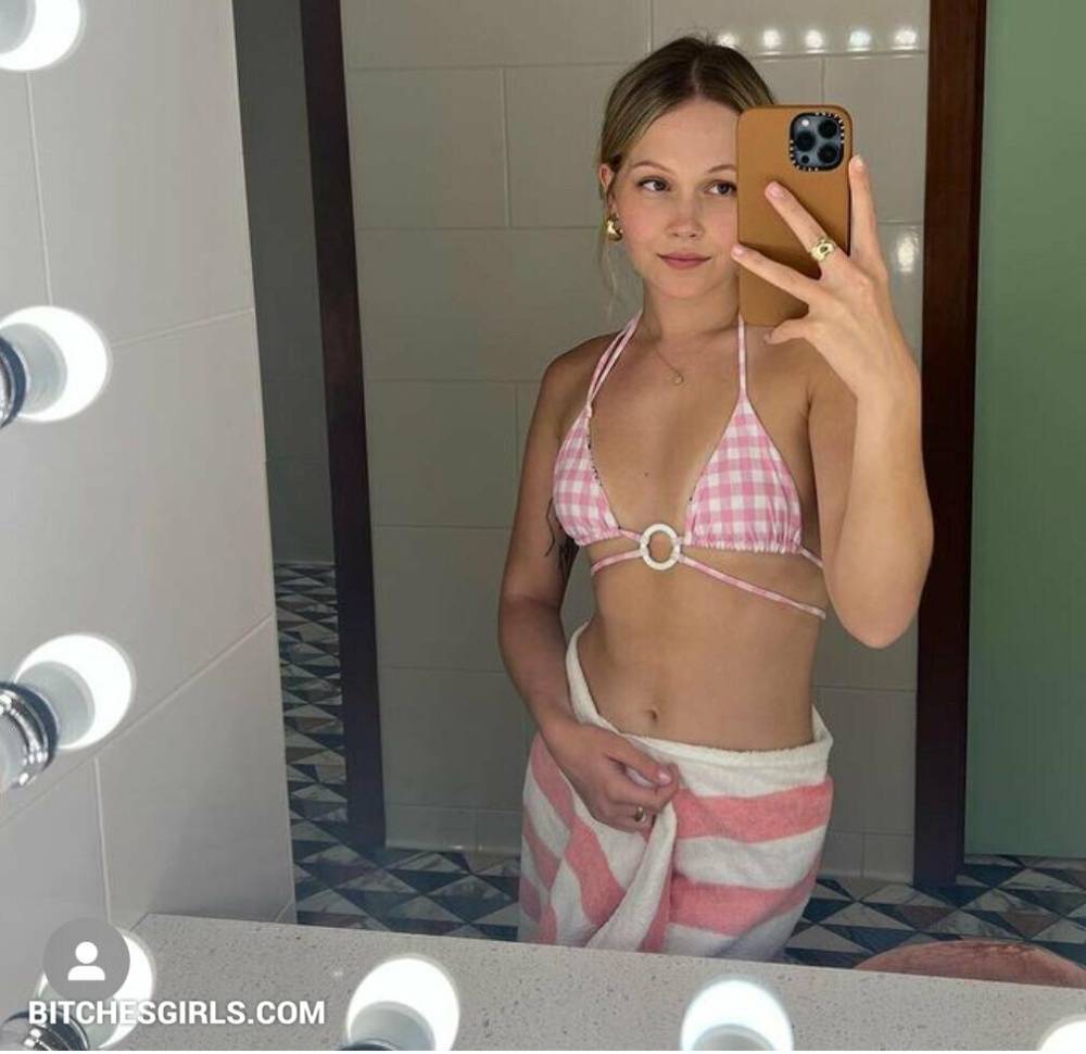 Kelli Berglund Nude Celeb - Kelliberglund Celeb Leaked Nude Photos - #1