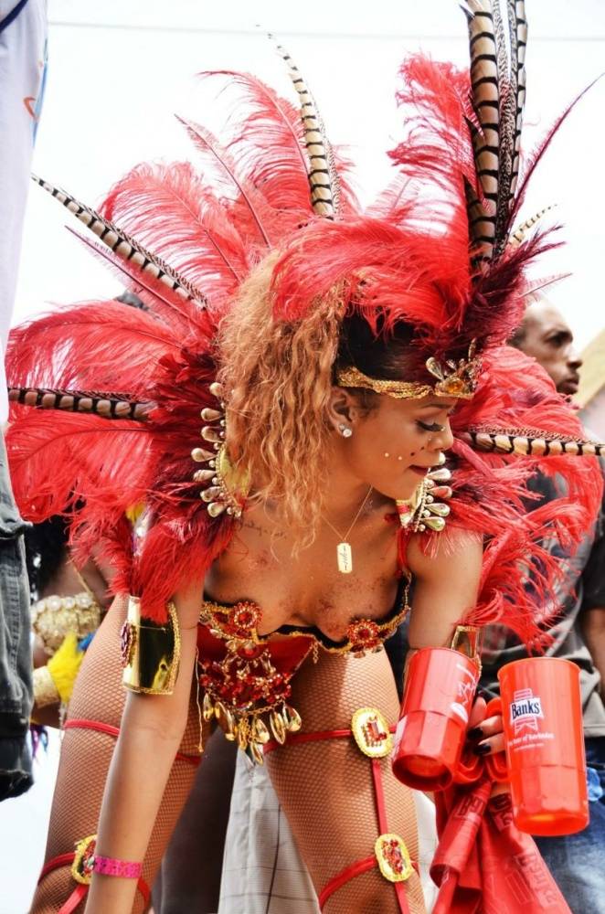 Rihanna Bikini Nip Slip Barbados Festival Photos Leaked - #29