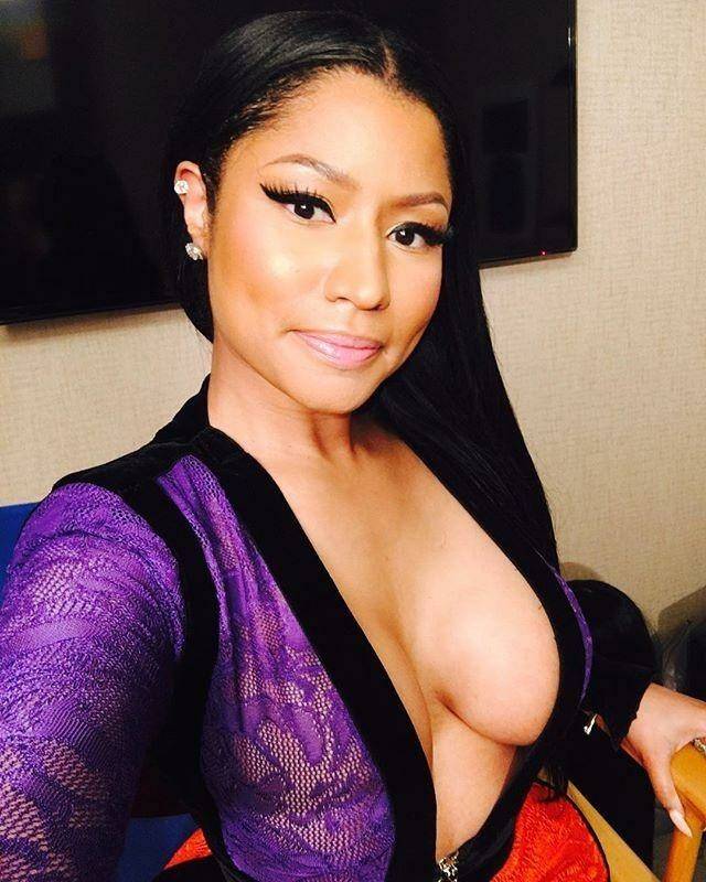 Nicki Minaj Nude Nipple Slips Leaked - #8