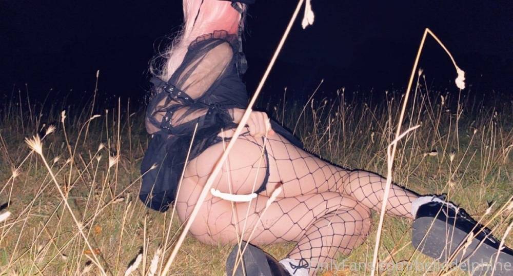 Belle Delphine Night Time Outdoor Onlyfans Leaked - #27