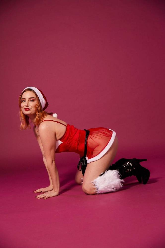 BREEessrig Sexy Christmas Pictures - #7