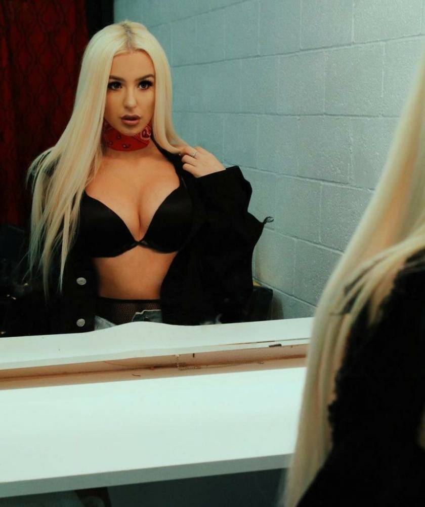Tana Mongeau Sexy Pictures - #30