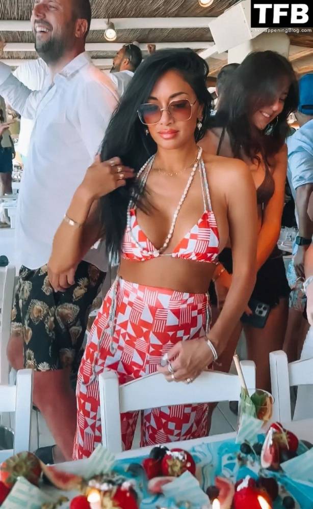 Nicole Scherzinger Celebrates Her Birthday in Mykonos - #5