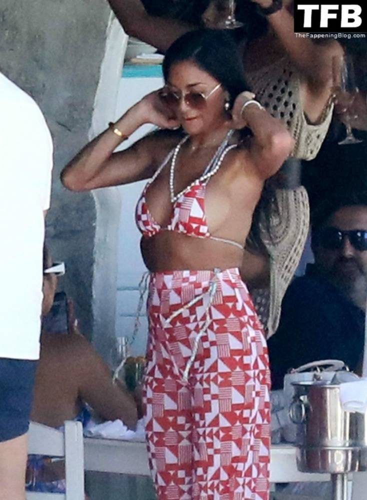 Nicole Scherzinger Celebrates Her Birthday in Mykonos - #28
