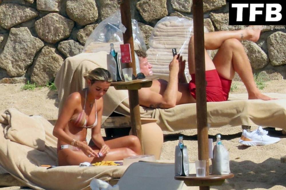 Katherine Pilkington & Ross Barkley Continue Their Holiday in Sardinia - #30