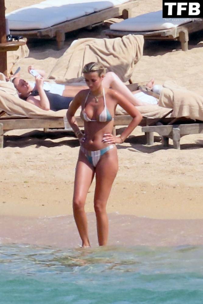 Katherine Pilkington & Ross Barkley Continue Their Holiday in Sardinia - #25