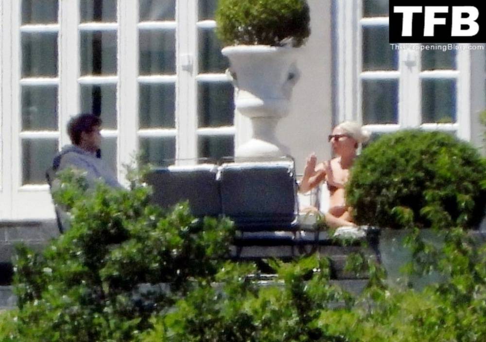 Lady Gaga Shows Off Her Bikini Body on Villa Bonomi - #24