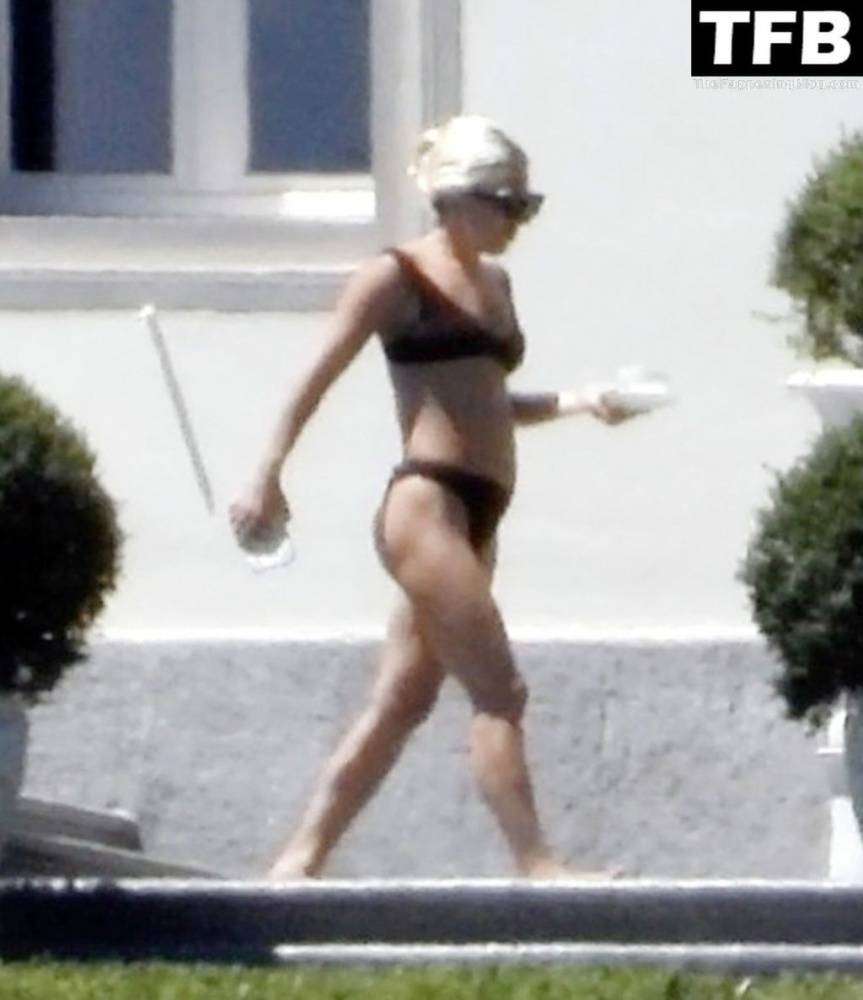 Lady Gaga Shows Off Her Bikini Body on Villa Bonomi - #26