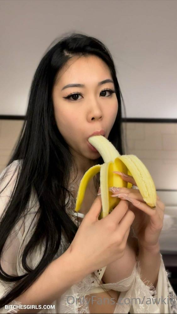 Awkie Nude Asian - Twitch Leaked Photos - #13