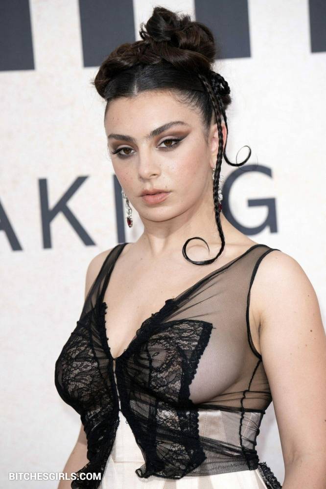 Charli Xcx Nude Celeb - Celebrities Leaked Nude Photos - #22