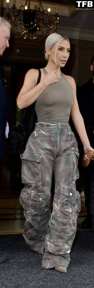 Kim Kardashian Leaves the American Dream Mall in NYC - #2