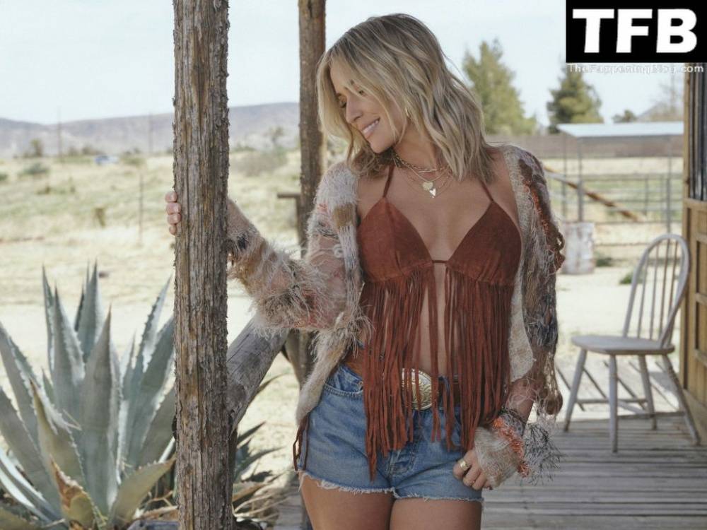 Kristin Cavallari Shows Off Her Incredible Figure in a New Campaign for Uncommon James - #7