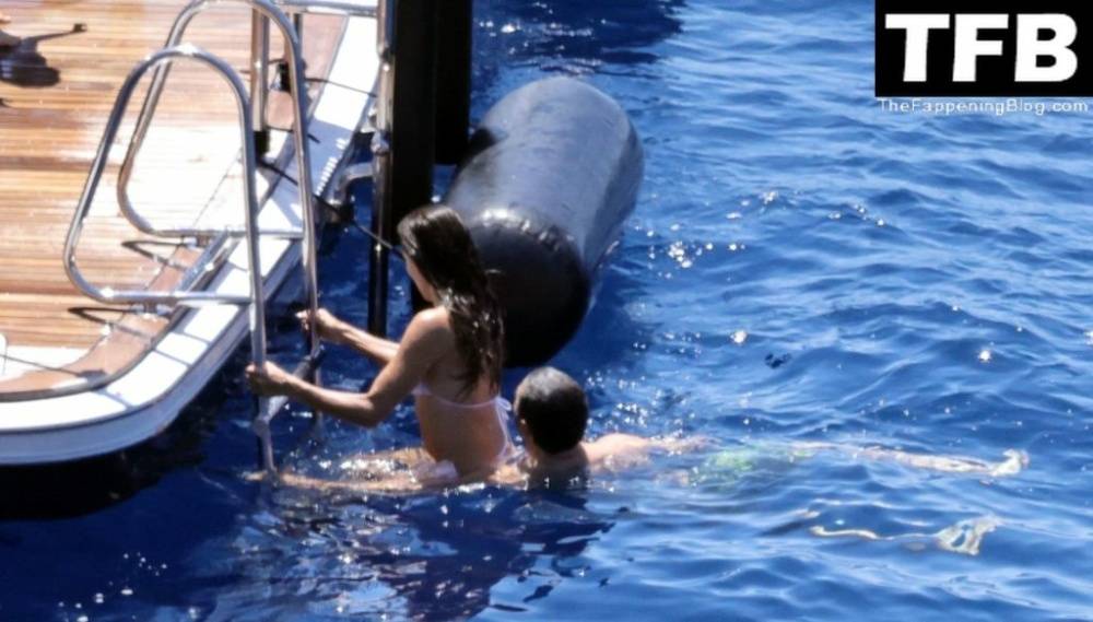 Eva Longoria Shows Off Her Sultry Figure Out on Her Family Holiday in Capri - #25