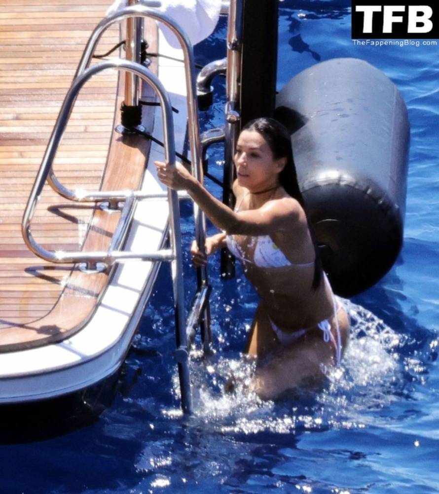 Eva Longoria Shows Off Her Sultry Figure Out on Her Family Holiday in Capri - #27