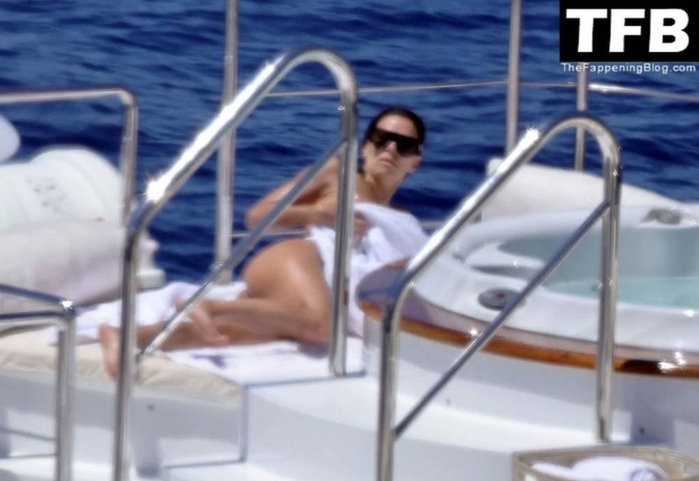 Eva Longoria Shows Off Her Sultry Figure Out on Her Family Holiday in Capri - #26