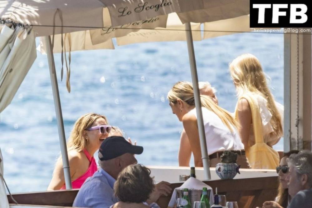 Kate Hudson is Seen on Her Family Trip to Nerano - #30