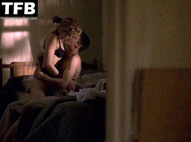 Dina Meyer Topless & Sexy (5 Pics) - #4