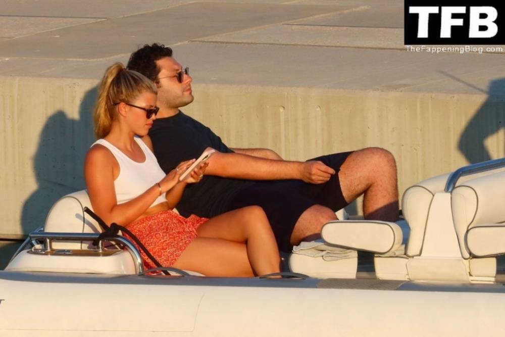 Sofia Richie & Elliot Grainge Pack on the PDA During Their Holiday in the South of France - #23