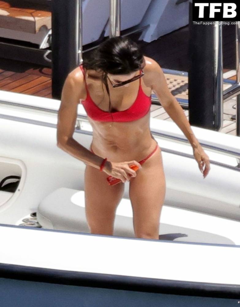 Eva Longoria Showcases Her Stunning Figure and Ass Crack in a Red Bikini on Holiday in Capri - #29