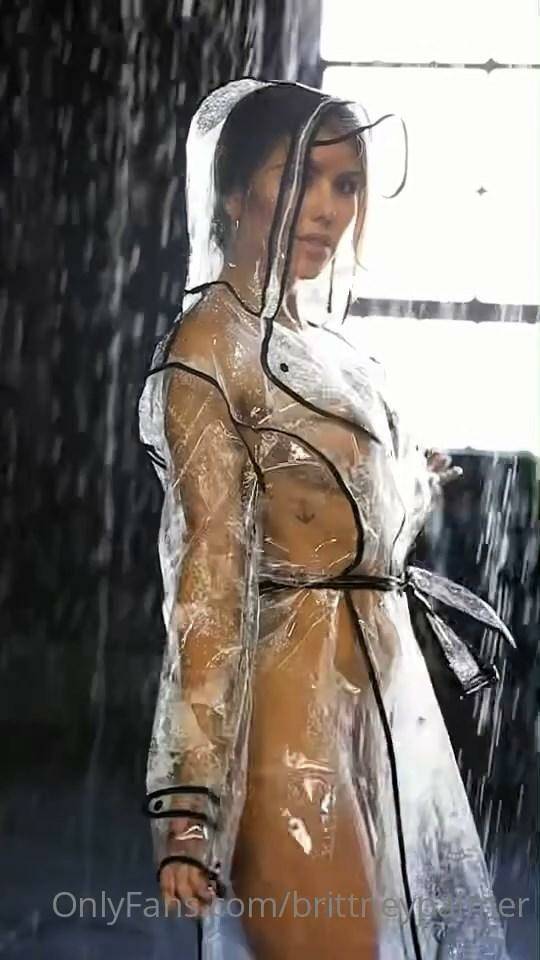 Brittney Palmer Nude Raincoat OnlyFans Video Leaked - #2