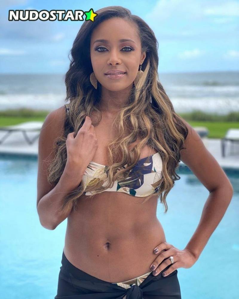 Brandi Rhodes Leaks - #19