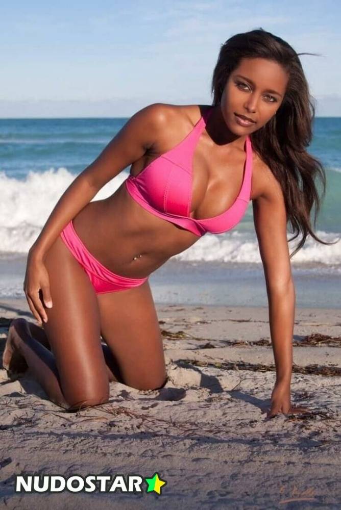 Brandi Rhodes Leaks - #20