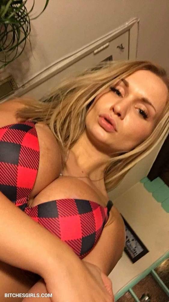 Zoie Burgher Youtube Naked Influencer - Onlyfans Leaked Nudes - #7