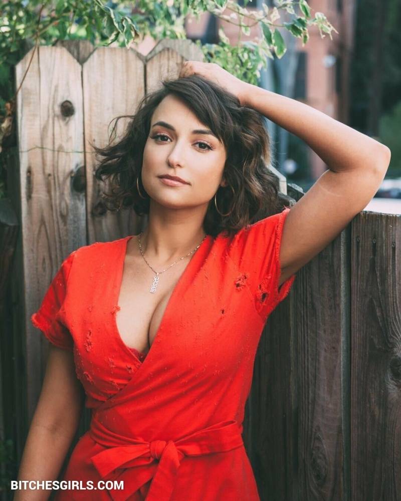 Milana Vayntrub Nude Thicc - Nude Videos Celebrities - #4