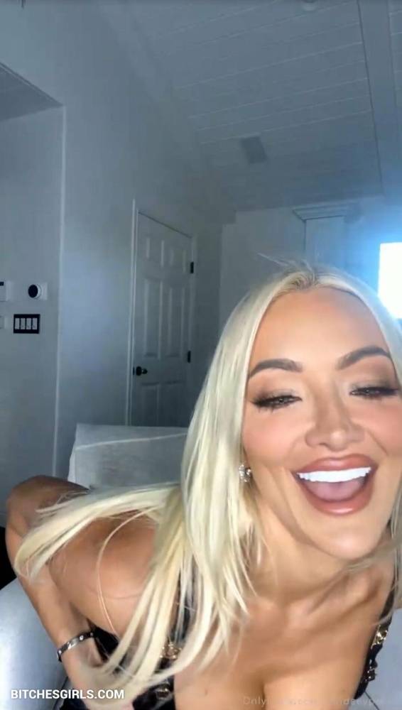 Lindsey Pelas Instagram Naked Influencer - Lindsey Onlyfans Leaked Naked Photo - #13