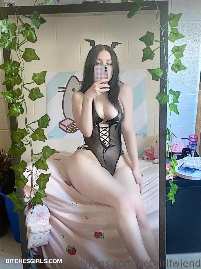 Petgirlfwiend Nude - Onlyfans Leaked Nude Photos - #3