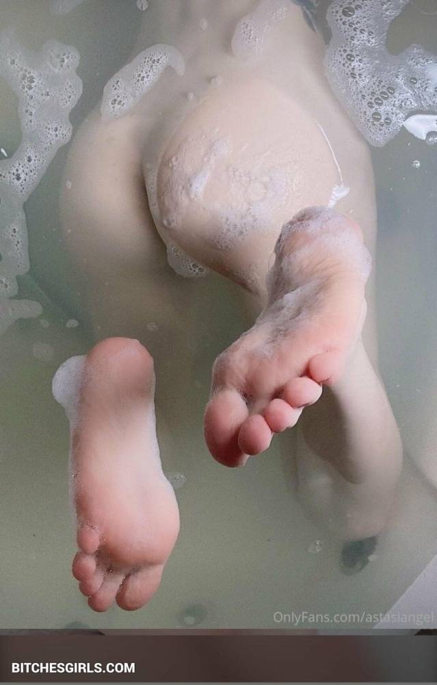 Astasiadream Naked Cosplayer - Anastasiangel Onlyfans Leaked Bath Photos - #6
