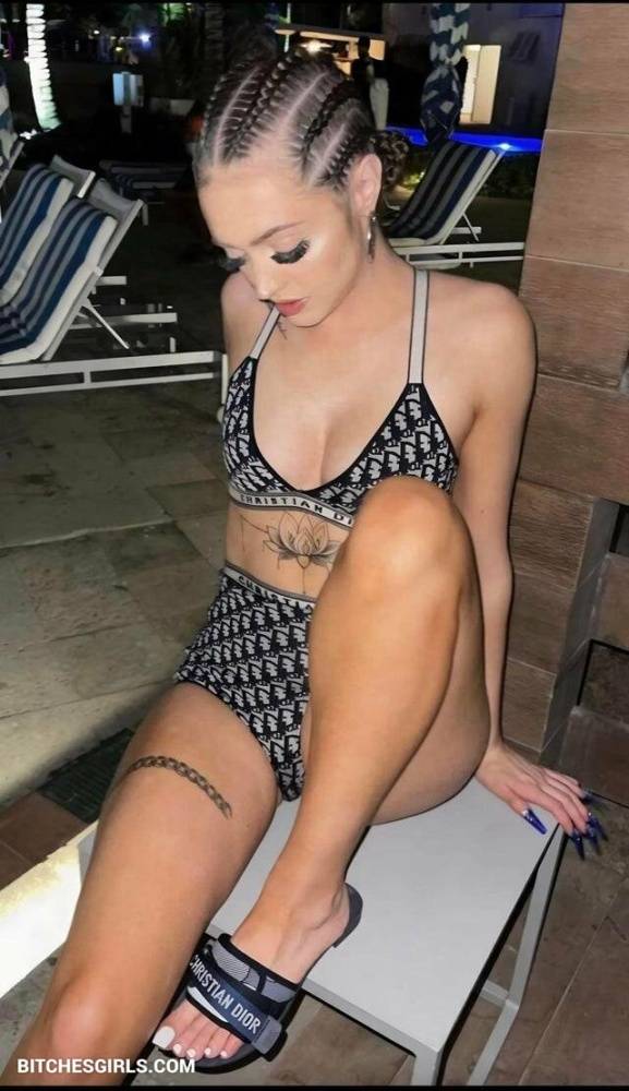 Victoriaroseeee Nude - Vicky Onlyfans Leaked Naked Photos - #18