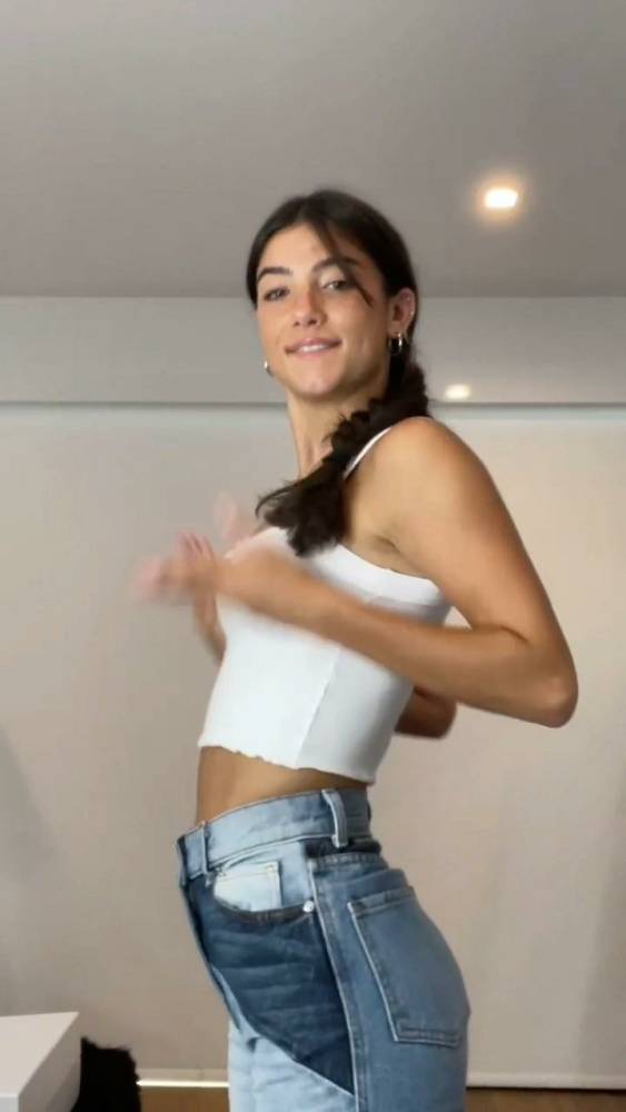 Charli D 19Amelio Sexy Tank Top Dance Video Leaked - #5