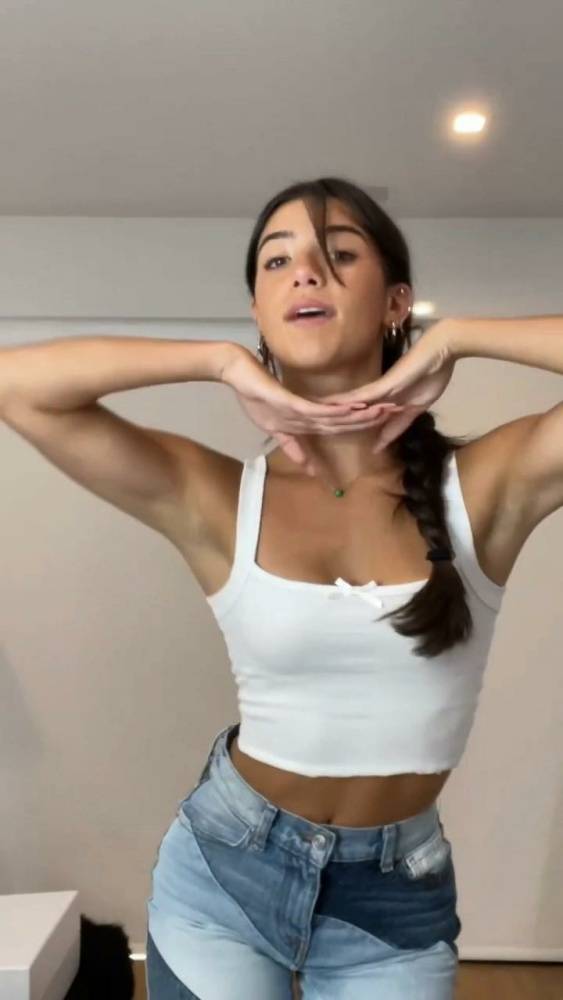 Charli D 19Amelio Sexy Tank Top Dance Video Leaked - #3