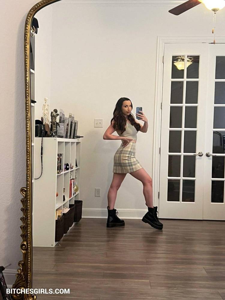 Jackiembutler Nude Twitch - Twitch Leaked Photos - #14