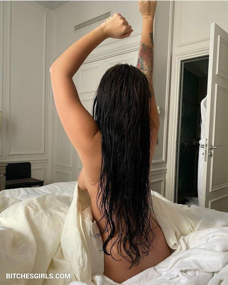Laura Von Instagram Naked Influencer - Gallucci Onlyfans Leaked Videos - #18