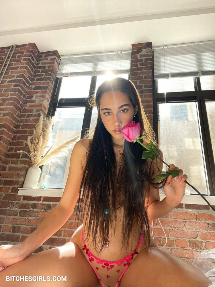 Abella Skies Petite Sexy Girl - Onlyfans Leaked Naked Videos - #22