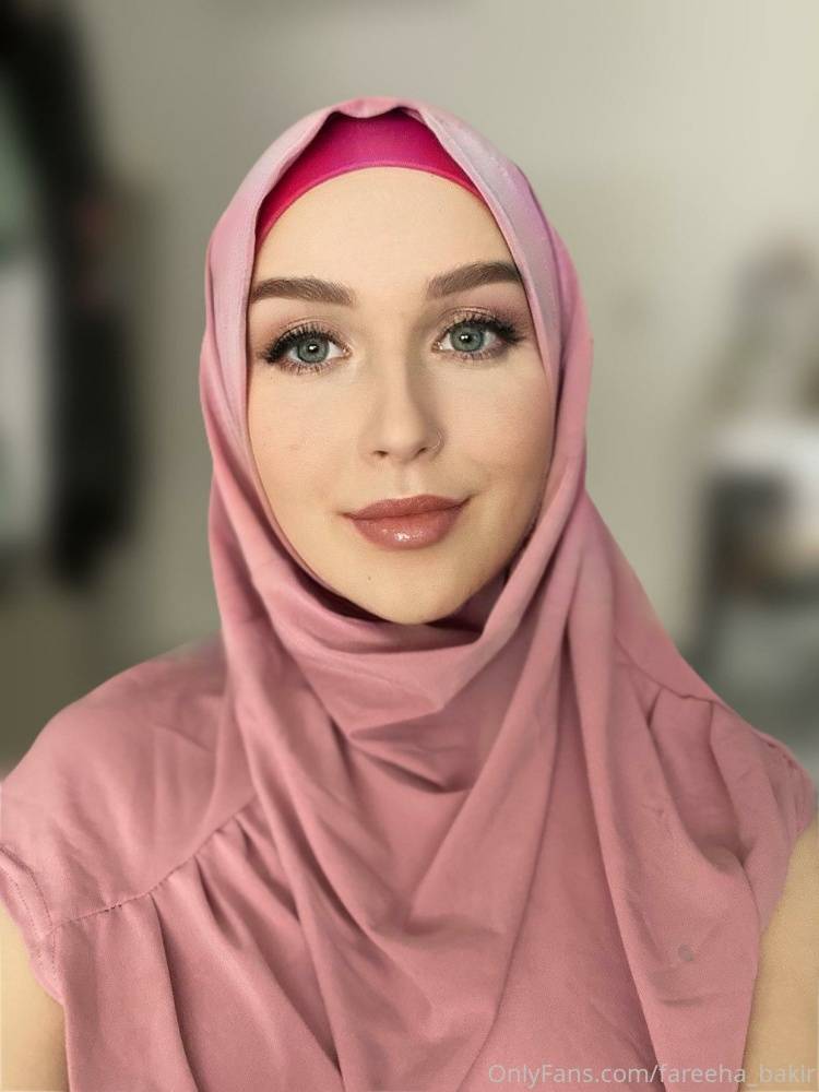 Fareeha Bakir Hijab Pussy Reveal Onlyfans Set Leaked - #7