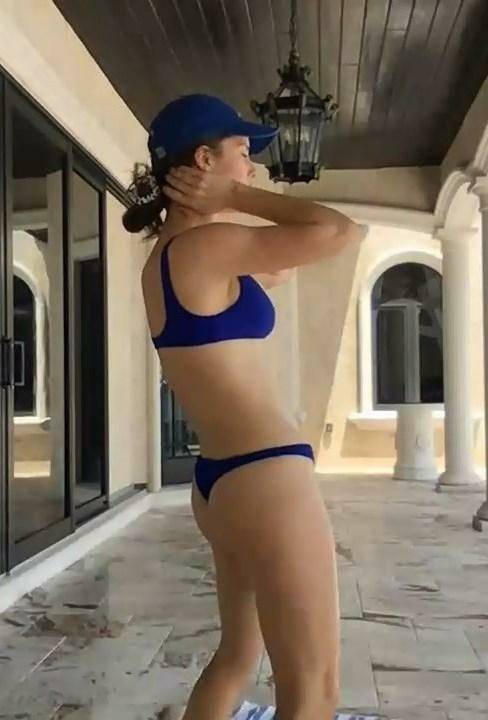 Amanda Cerny Bikini Booty Workout Livestream Leaked - #10