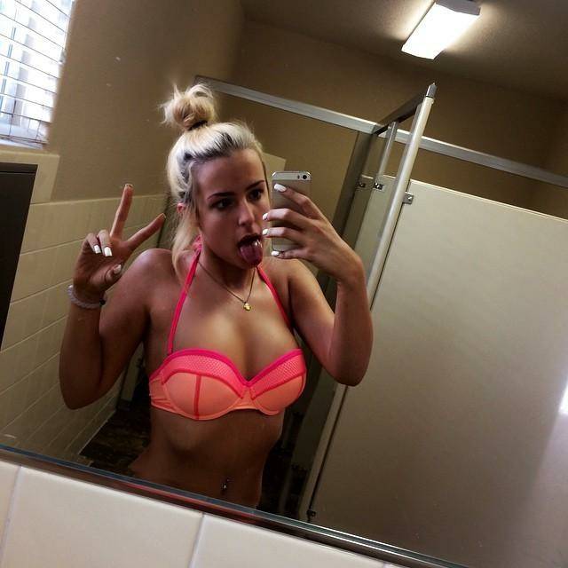 Tana Mongeau Sexy Pictures - #19