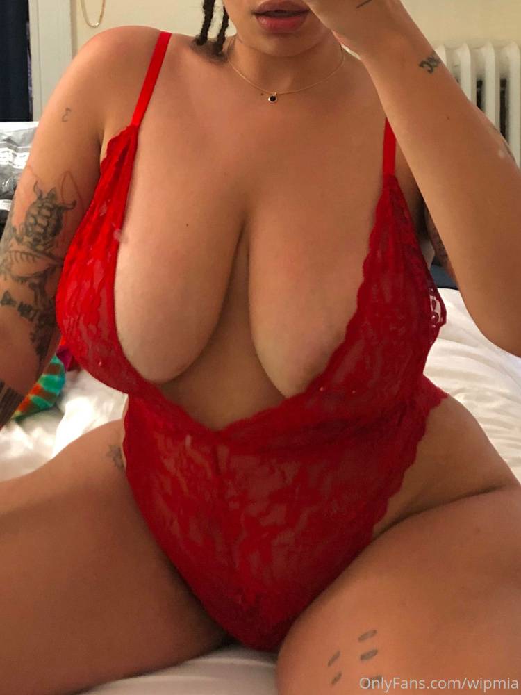 Wipmia Showing Her Huge Ass And Tits OnlyFans Leaked Gallery - #20