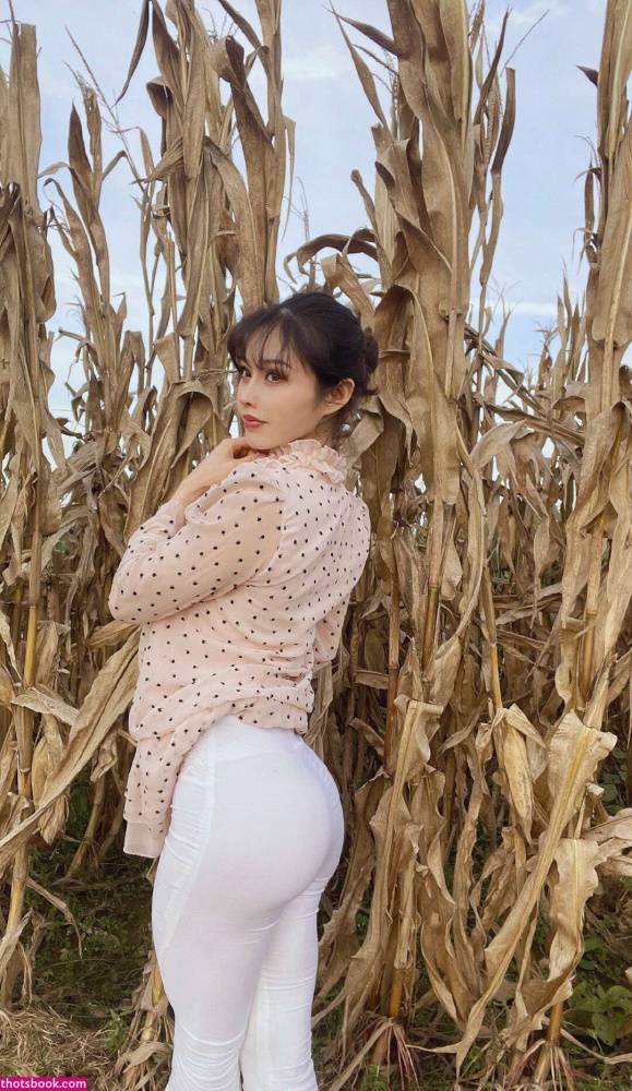 Yuan Herong Nude Photos #12 - #6