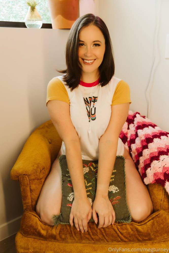 Meg Turney Retro Room Onlyfans Set Leaked - #25